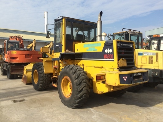 WA300-1 ซีเรียล30578 ปี1989  (2.5คิว) นำเข้าตรงจากญี่ปุ่นครับ