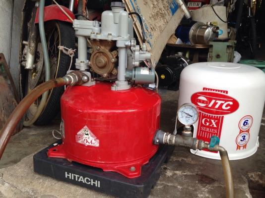 ขายปั้มน้ำอัตโนมัติ Hitachi 150W สภาพสวยเดิมๆ วิ่งนิ่ม ตรวจเช็คแรงดันเรียบร้อย ไม่มีรั่วซึม พร้อมใช้งาน