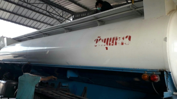 ถังอลูมิเนียม 15,000 ลิตร กว้าง 2.40 เมตร ยาว 6 เมตร สูง 1.35 เมตร ถังอลูมิเนียม 15,000 ลิตร กว้าง 2.40 เมตร ยาว 6 เมตร สูง 1.35 เมตร