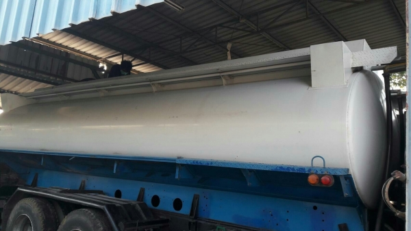 ถังอลูมิเนียม  15,000 ลิตร  กว้าง  2.40   เมตร  ยาว    6        เมตร  สูง      1.35  เมตร