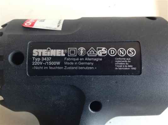 เครื่องเป่าลมร้อน และ เชื่อมพลาสติก ยี่ห้อ STEINEL รุ่น HL500 Made in Germany เครื่องเป่าลมร้อน และ เชื่อมพลาสติก ยี่ห้อ STEINEL รุ่น HL500 Made in Germany