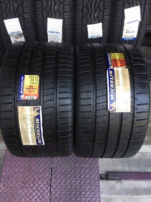 ขายยางใหม่ MICHELIN PILOT SUPER SPORT 295-30-19 ปี14 ราคาถูกสุดๆ คู่ละ 20,000 บาท