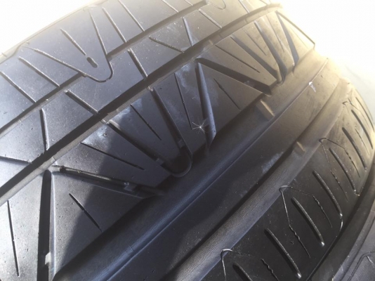 ขายยาง NITTO INVO 245-35-20 ปี13 ดอกสวย ไม่มีปะ ชุดละ 6,500 บาท