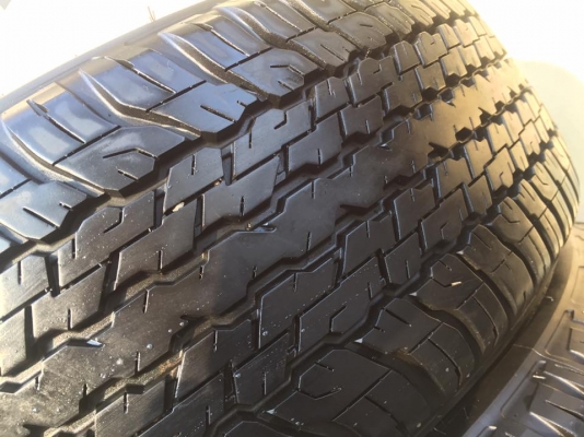 ขายยาง DUNLOP GRANDTREK AT 265-65-17 ปี15 สภาพป้ายแดง ตุ่มยังอยู่ลางๆ ไม่มีตำหนิ ไม่มีปะ ชุดละ 8,900 บาท