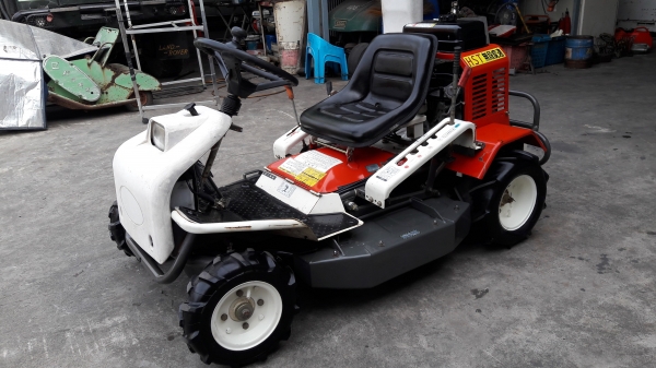ขายรถตัดหญ้านั่งขับ Orec RM86 นำเข้าญี่ปุ่น ขายรถตัดหญ้านั่งขับ Orec RM86 นำเข้าญี่ปุ่น