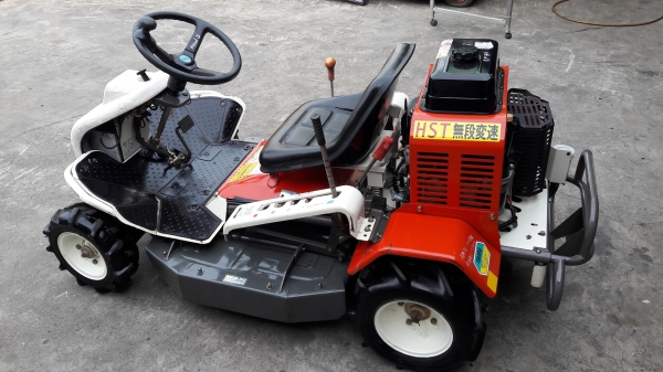 ขายรถตัดหญ้านั่งขับ Orec RM86 นำเข้าญี่ปุ่น ขายรถตัดหญ้านั่งขับ Orec RM86 นำเข้าญี่ปุ่น