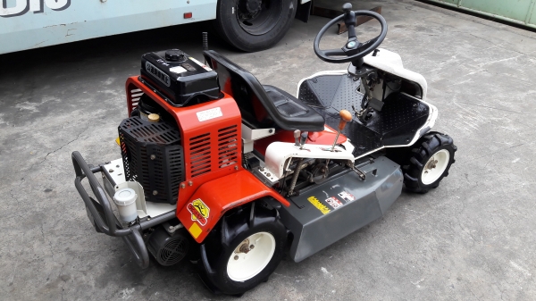 ขายรถตัดหญ้านั่งขับ Orec RM86 นำเข้าญี่ปุ่น ขายรถตัดหญ้านั่งขับ Orec RM86 นำเข้าญี่ปุ่น