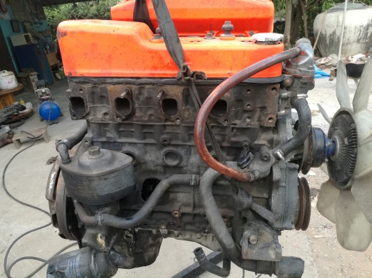 ขาย..เครื่องอีซุซุ 10000บาท ขายเป็นอะไหล่