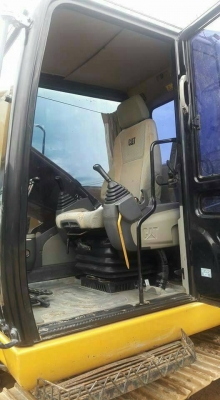 ขายด่วน CAT 320D สภาพสวยพร้อมลุยงาน เครื่องปั้มแรงดี รถสวยเดิมๆทั้งคัน1XXXX กว่าชั่วโมง โซ่ช่วงล่างสวย เอกสารใบแจ้งจำหน่าย เมโทร ภายในสวย