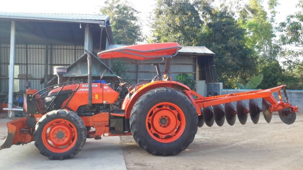 ขายรถไถ Kubota M7040 ปี55 ลดราคาพิเศษ 469000ครับ