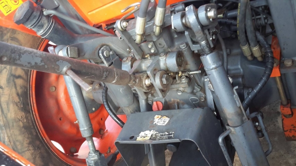 ขายรถไถ Kubota M7040 ปี55 ลดราคาพิเศษ 469000ครับ