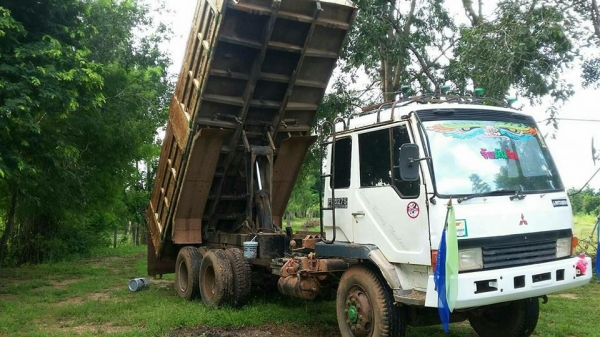 ขายรถบรรทุก ดั้ม2เพลา FN527M-TD5615 เครื่อง6D16เทอร์โบ เพลาบุ๋มเบรกใหญ่ เกียร์10สปีด เอกสารพร้อมโอน 