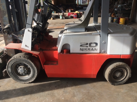 ฟอร์คลิฟนิสสัน 2 ตันเกียร์ออโต้สวยๆครับ ลดอีกครับ 85,000 บาทเท่านั้น