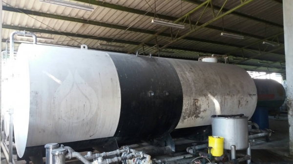 ขายถังน้ำมัน