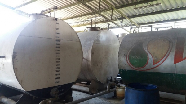 ขายถังน้ำมัน