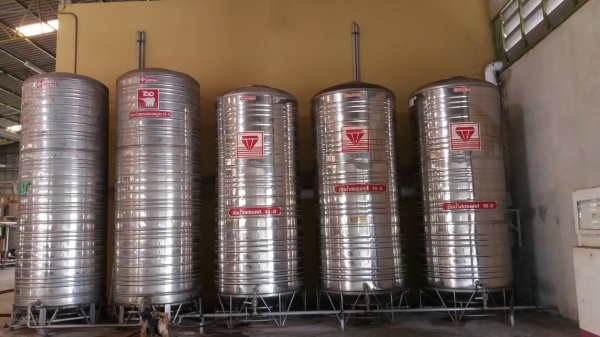 ขายถังน้ำ