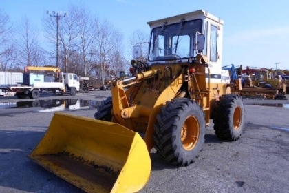 ขายรถตักล้อยาง รุ่นนิยม KOMATSU 510 กรองเดี่ยว นำเข้าจากญี่ปุ่นโดยตรง โทร.090-986-2521 อ๊อบ