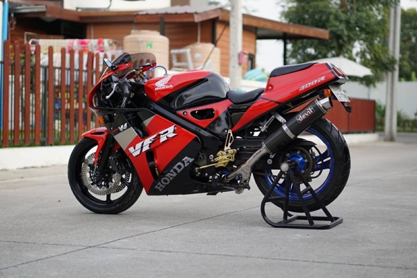 วุฒิ นนบุรี ขาย VFR NC30 เฟริ่งเดิมสวยๆทะเบียนแท้ๆร้อมโอนรถพร้อมออกทริป