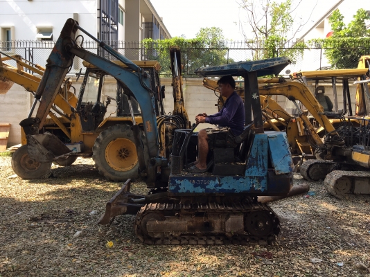 ขาย รถแบคโฮ kubota ราคา 75,000 บาท