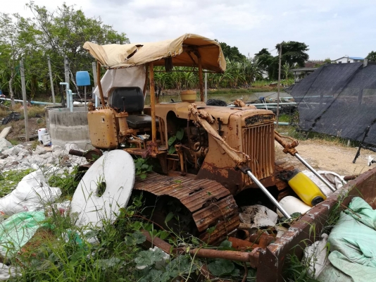 ขายคู่pc100-3 พร้อมแทคเตอร์ดี2-3 ต่อรองกับเจ้าของ0873380927  อู๋