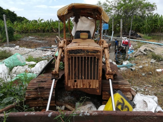 ขายคู่pc100-3 พร้อมแทคเตอร์ดี2-3 ต่อรองกับเจ้าของ0873380927  อู๋