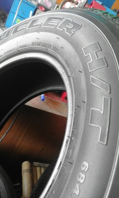 265/65R17   BRIDGESTONE DUELER H/T 684   ชุด 4 เส้น  tel. 081-427-3941