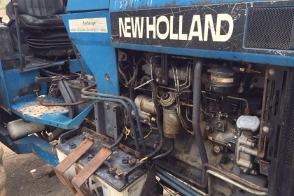 ขายรถไถ NEW HOLLAND รุ่น 6640 เพลาเดียว ขายรถไถ NEW HOLLAND รุ่น 6640 เพลาเดียว