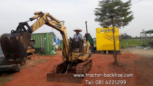 ประกาศแจ้งลูกค้าครับ รถขุด แบคโฮ ราคาถูกๆ 125,000 บาท Komatsu PC 10 เก่าญี่ปุ่น มาแล้วครับ พร้อมใช้ง