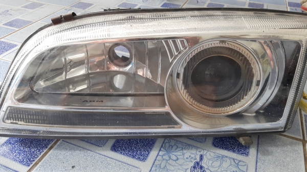 โคมไฟหน้า วอลโว่ V70/S70 โคมไฟหน้า วอลโว่ V70/S70