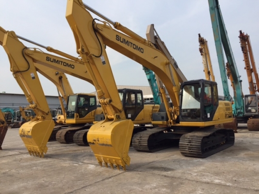 ท่านที่สนใจ sumitomo sh210-5 รถมือ 2  import เข้ามาเอง