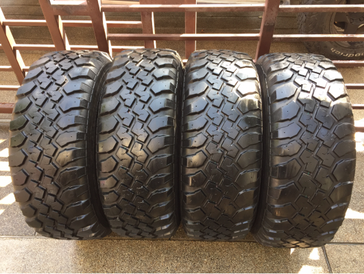 ยาง Mud Maxxis 32 11.5 R15 ดอกเยอะ พร้อมใช้งาน ราคาไม่แพง