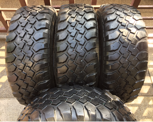 ยาง Mud Maxxis 32 11.5 R15 ดอกเยอะ พร้อมใช้งาน ราคาไม่แพง
