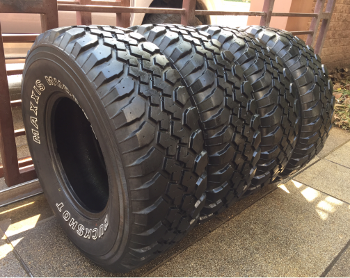 ยาง Mud Maxxis 32 11.5 R15 ดอกเยอะ พร้อมใช้งาน ราคาไม่แพง