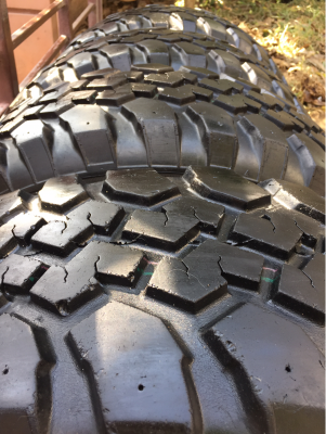 ยาง Mud Maxxis 32 11.5 R15 ดอกเยอะ พร้อมใช้งาน ราคาไม่แพง