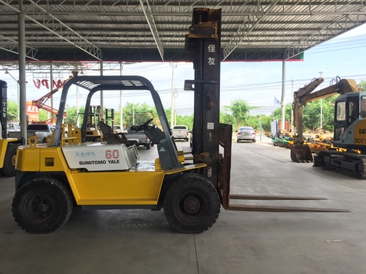 รถฟอร์คลิฟต์ SUMITOMOรุ่นFD60P นำเข้าญี่ปุ่น ยกได้6ตันเสาสูง4เมตร เกียร์ออโต้ งายาว2เมตรเครื่องดีเซล6สูบ สภาพดีพร้อมใช้งาน