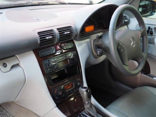Mercedes Benz C200 Kompressor ปี 2002