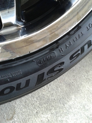 ขอบ17นิ้ว5รู114 พร้อมยาง ชุดนี้ ราคา 7400 บาท