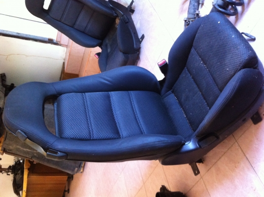 เบาะครับ น่าจะ rx7นี่แหละครับ