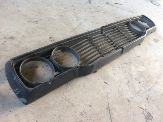 กระจังหน้า โตโยต้า rn20 ถอดมือ2