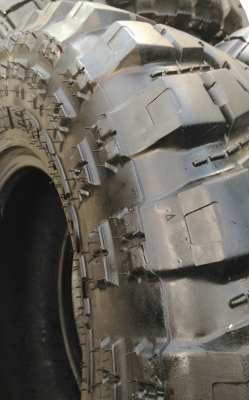 ขายยาง Mud 285/75/16 (33") สวยๆ ขายยาง Mud 285/75/16 (33") สวยๆ