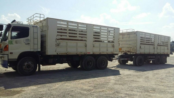 ขายรถพ่วง 22 ล้อ แม่-ลูก กระบะเหล็กคอกเกษตรไม่ดั้ม อู่.สามมิตร รถสวย พร้อมใช้ มี 2 พ่าง ยางสภาพ 70\% HINO 380 ปี.ธ.ค.52 ราคา .1900000 สนใจรีบจองด่วน 0813531946 ขายรถพ่วง 22 ล้อ แม่-ลูก กระบะเหล็กคอกเกษตรไม่ดั้ม อู่.สามมิตร รถสวย พร้อมใช้ มี 2 พ่าง ยางสภาพ 70\% HINO 380 ปี.ธ.ค.52 ราคา .1900000 สนใจรีบจองด่วน 0813531946