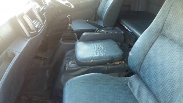 ขายรถพ่วง 22 ล้อ แม่-ลูก กระบะเหล็กคอกเกษตรไม่ดั้ม อู่.สามมิตร รถสวย พร้อมใช้ มี 2 พ่าง ยางสภาพ 70\% HINO 380 ปี.ธ.ค.52 ราคา .1900000 สนใจรีบจองด่วน 0813531946 ขายรถพ่วง 22 ล้อ แม่-ลูก กระบะเหล็กคอกเกษตรไม่ดั้ม อู่.สามมิตร รถสวย พร้อมใช้ มี 2 พ่าง ยางสภาพ 70\% HINO 380 ปี.ธ.ค.52 ราคา .1900000 สนใจรีบจองด่วน 0813531946