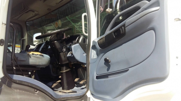 ขายรถพ่วง 22 ล้อ แม่-ลูก กระบะเหล็กคอกเกษตรไม่ดั้ม อู่.สามมิตร รถสวย พร้อมใช้ มี 2 พ่าง ยางสภาพ 70\% HINO 380 ปี.ธ.ค.52 ราคา .1900000 สนใจรีบจองด่วน 0813531946 ขายรถพ่วง 22 ล้อ แม่-ลูก กระบะเหล็กคอกเกษตรไม่ดั้ม อู่.สามมิตร รถสวย พร้อมใช้ มี 2 พ่าง ยางสภาพ 70\% HINO 380 ปี.ธ.ค.52 ราคา .1900000 สนใจรีบจองด่วน 0813531946