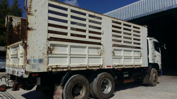 ขายรถพ่วง 22 ล้อ แม่-ลูก กระบะเหล็กคอกเกษตรไม่ดั้ม อู่.สามมิตร รถสวย พร้อมใช้ มี 2 พ่าง ยางสภาพ 70\% HINO 380 ปี.ธ.ค.52 ราคา .1900000 สนใจรีบจองด่วน 0813531946 ขายรถพ่วง 22 ล้อ แม่-ลูก กระบะเหล็กคอกเกษตรไม่ดั้ม อู่.สามมิตร รถสวย พร้อมใช้ มี 2 พ่าง ยางสภาพ 70\% HINO 380 ปี.ธ.ค.52 ราคา .1900000 สนใจรีบจองด่วน 0813531946