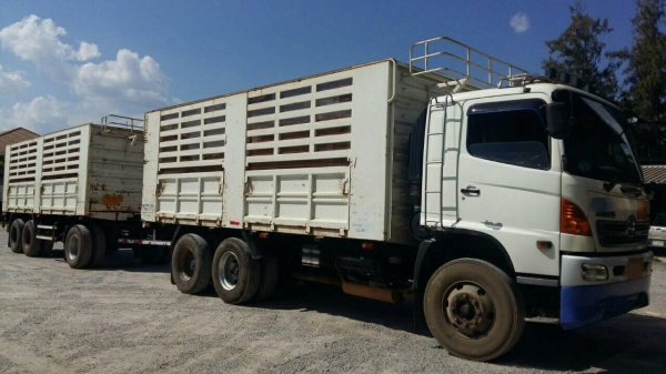 ขายรถพ่วง 22 ล้อ แม่-ลูก กระบะเหล็กคอกเกษตรไม่ดั้ม อู่.สามมิตร รถสวย พร้อมใช้ มี 2 พ่าง ยางสภาพ 70\% HINO 380 ปี.ธ.ค.52 ราคา .1900000 สนใจรีบจองด่วน 0813531946 ขายรถพ่วง 22 ล้อ แม่-ลูก กระบะเหล็กคอกเกษตรไม่ดั้ม อู่.สามมิตร รถสวย พร้อมใช้ มี 2 พ่าง ยางสภาพ 70\% HINO 380 ปี.ธ.ค.52 ราคา .1900000 สนใจรีบจองด่วน 0813531946