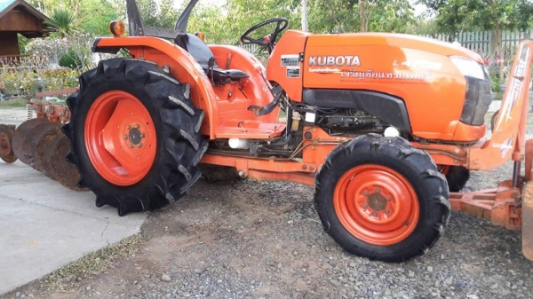 ขายรถไถ คูโบต้า L4708 ทำงาน 1,3&times;&times;ชม. ผาน6ดันหน้า สภาพพร้อมใช้งาน เอกสารเล่มทะเบียนครบ