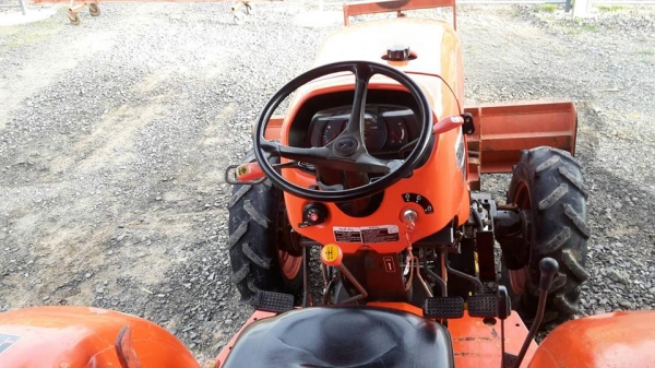 ขายรถไถ คูโบต้า L4708 ทำงาน 1,3&times;&times;ชม. ผาน6ดันหน้า สภาพพร้อมใช้งาน เอกสารเล่มทะเบียนครบ