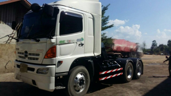 ขายรถหัวลาก 10 ล้อ 2 เพลา รถสวยเดิมๆ HINO ซีรี้.500 ปี.52 ราคา. 1580000 ต่อรอง สนใจรีบจองด่วน 0813531946 ขายรถหัวลาก 10 ล้อ 2 เพลา รถสวยเดิมๆ HINO ซีรี้.500 ปี.52 ราคา. 1580000 ต่อรอง สนใจรีบจองด่วน 0813531946