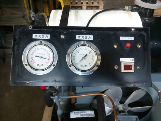 มีเครื่องทำลมแห้ง ใช้กับปั๊มลม 20-30 แรง  เครื่องพร้อมใช้งาน