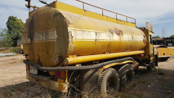 ขาย รถบรรทุกน้ำ ขนาด 13,000 ลิตร 10 ล้อ หัวยาว 2 เพลา ช่วงล่าง ROCKY 175 เครื่อง EH700 168 แรงม้า พวงมาลัยพาวเวอร์ ทะเบียนครบพร้อมโอนครับ ขาย รถบรรทุกน้ำ ขนาด 13,000 ลิตร 10 ล้อ หัวยาว 2 เพลา ช่วงล่าง ROCKY 175 เครื่อง EH700 168 แรงม้า พวงมาลัยพาวเวอร์ ทะเบียนครบพร้อมโอนครับ